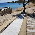 Hh Bay * לוגאראס